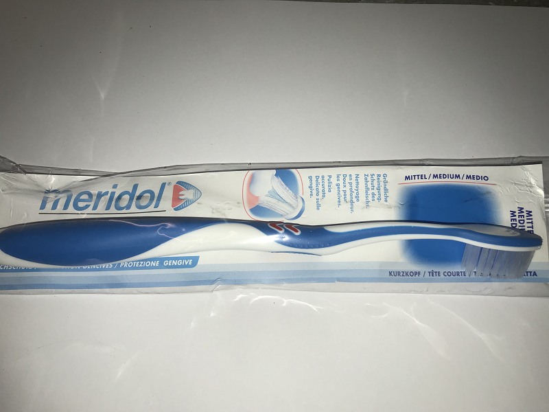 Meridol Zahnbürste medium Cello, 24 Stück