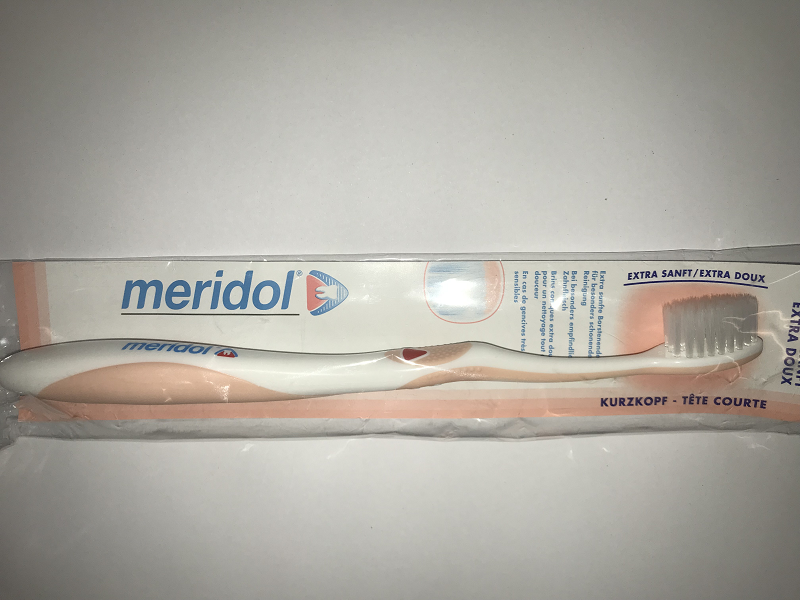 Meridol Spezial-Zahnbürste Cello, 24 Stück