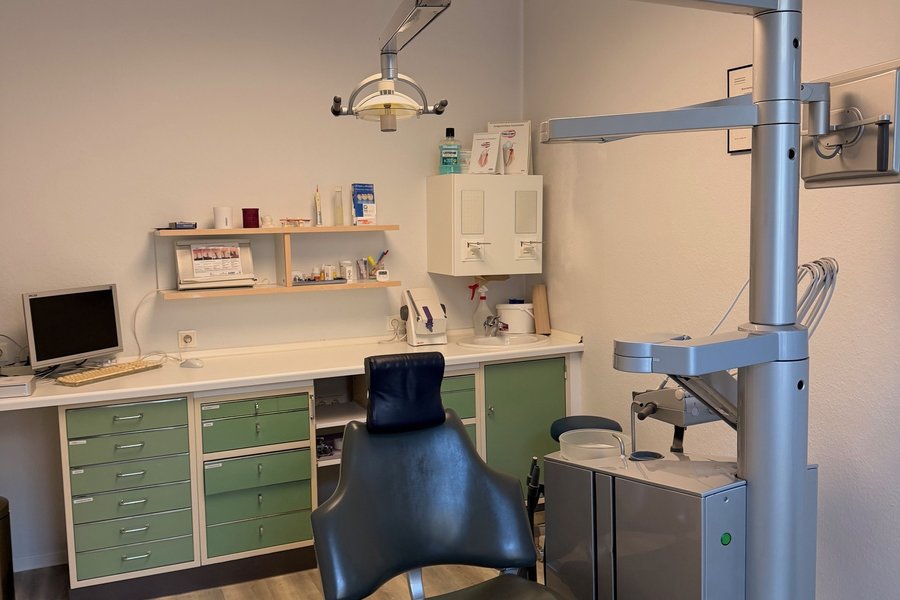 Flensburg: schöne und erweiterbare 2 Behandlungszimmer-Praxis