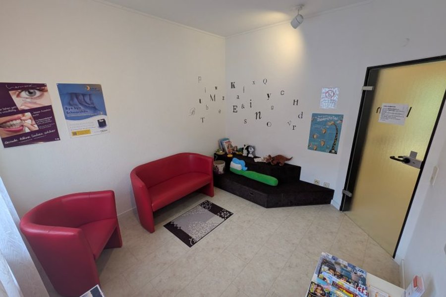 Raum Schwäbisch Hall: schöne 3 Behandlungszimmer-Praxis