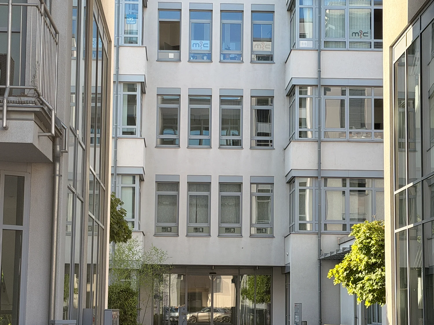 Aussenansicht der dental bauer Niederlassung Nürnberg