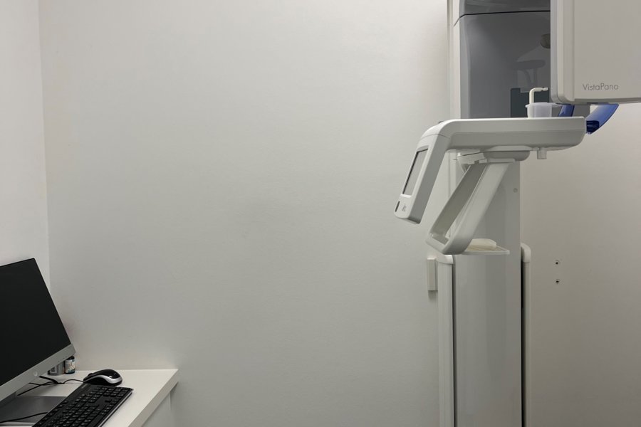 Erlangen - direkt am Berg - Top moderne 2-Zimmerpraxis mit Alleinstellungsmerkmal