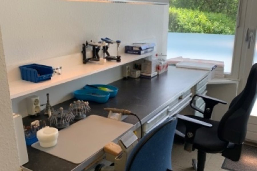 Raum Segeberg: schöne 3 Zimmer Praxis mit Labor