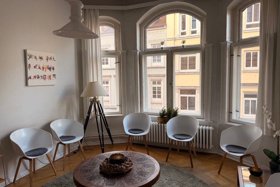 Flensburg: schöne und erweiterbare 2 Behandlungszimmer-Praxis