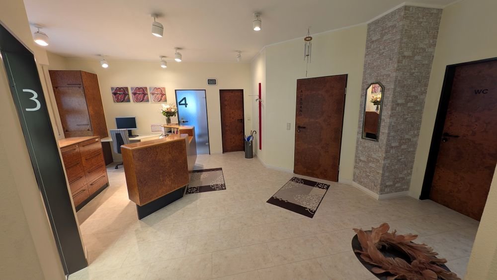 Raum Schwäbisch Hall: schöne 3 Behandlungszimmer-Praxis