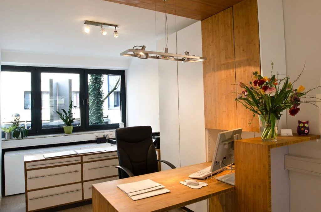 Köln: 3 Behandlungszimmer-Praxis in Top Lage