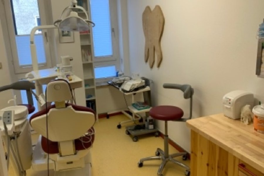 Lübeck: Moderne ausbaufähige 3 BHZ Zahnarztpraxis