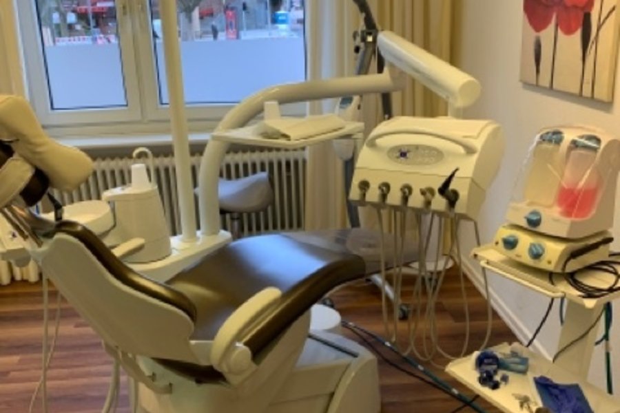 Hamburg: Hochwertige und Ästhetische ZHK in einer erweiterbaren 2 BHZ Praxis