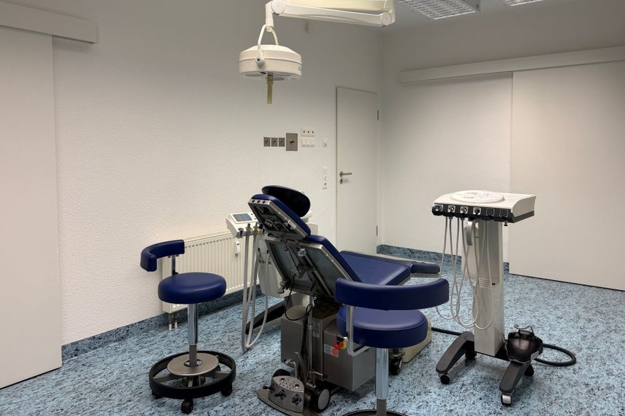 Raum Saarbrücken: MKG-/Zahnarztpraxis in guter Lage