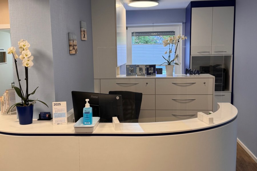 Raum Göttingen: schöne, ausbaufähige 2 Behandlungszimmer-Praxis