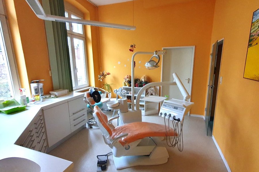 Magdeburg: freundlichen 2 Behandlungszimmerpraxis guter Lage