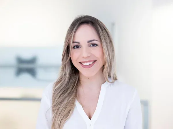 Bild der behandelnden Zahnärtzin