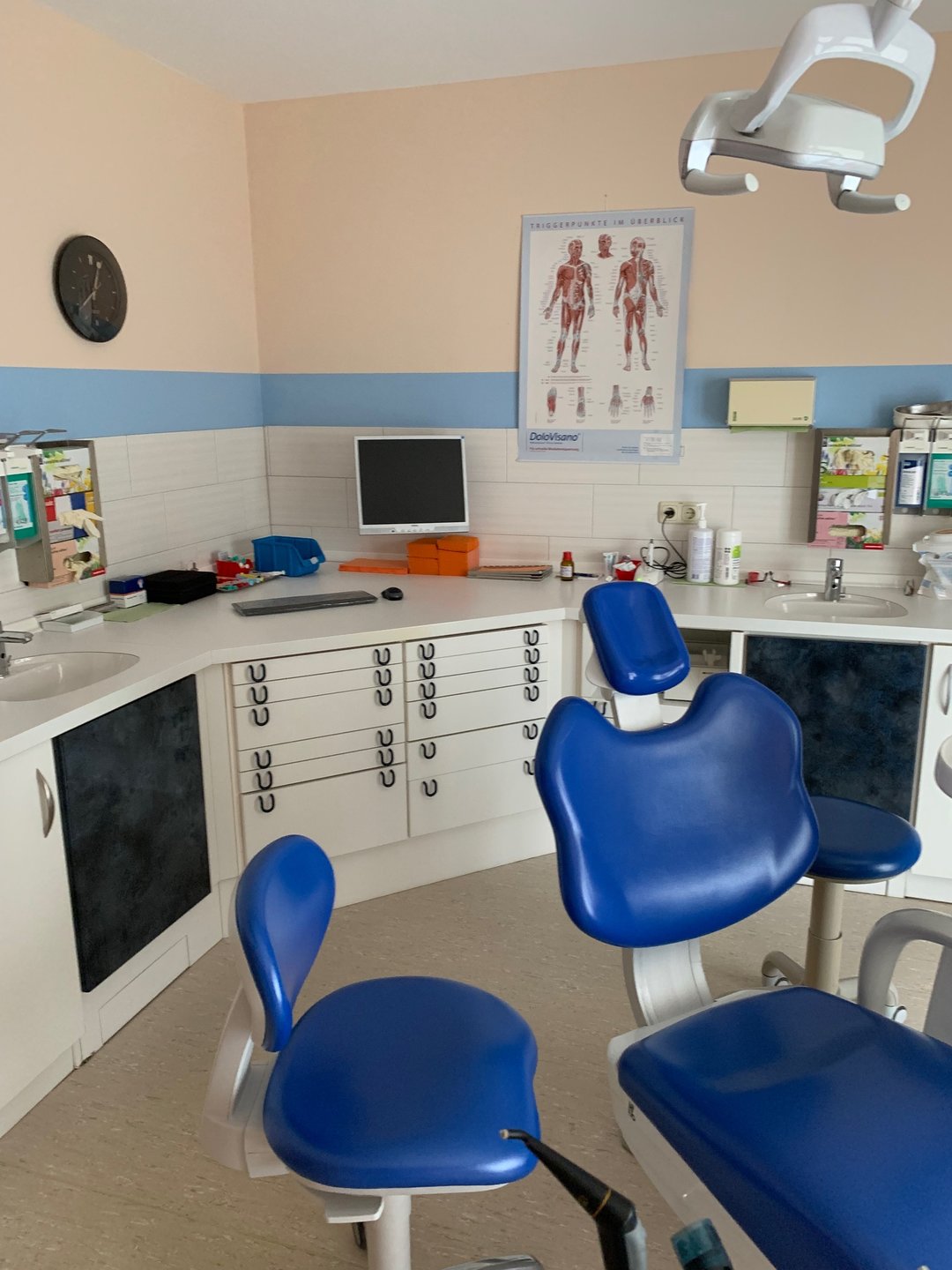 Raum Jena: gepflegte 3 Zimmer Praxis
