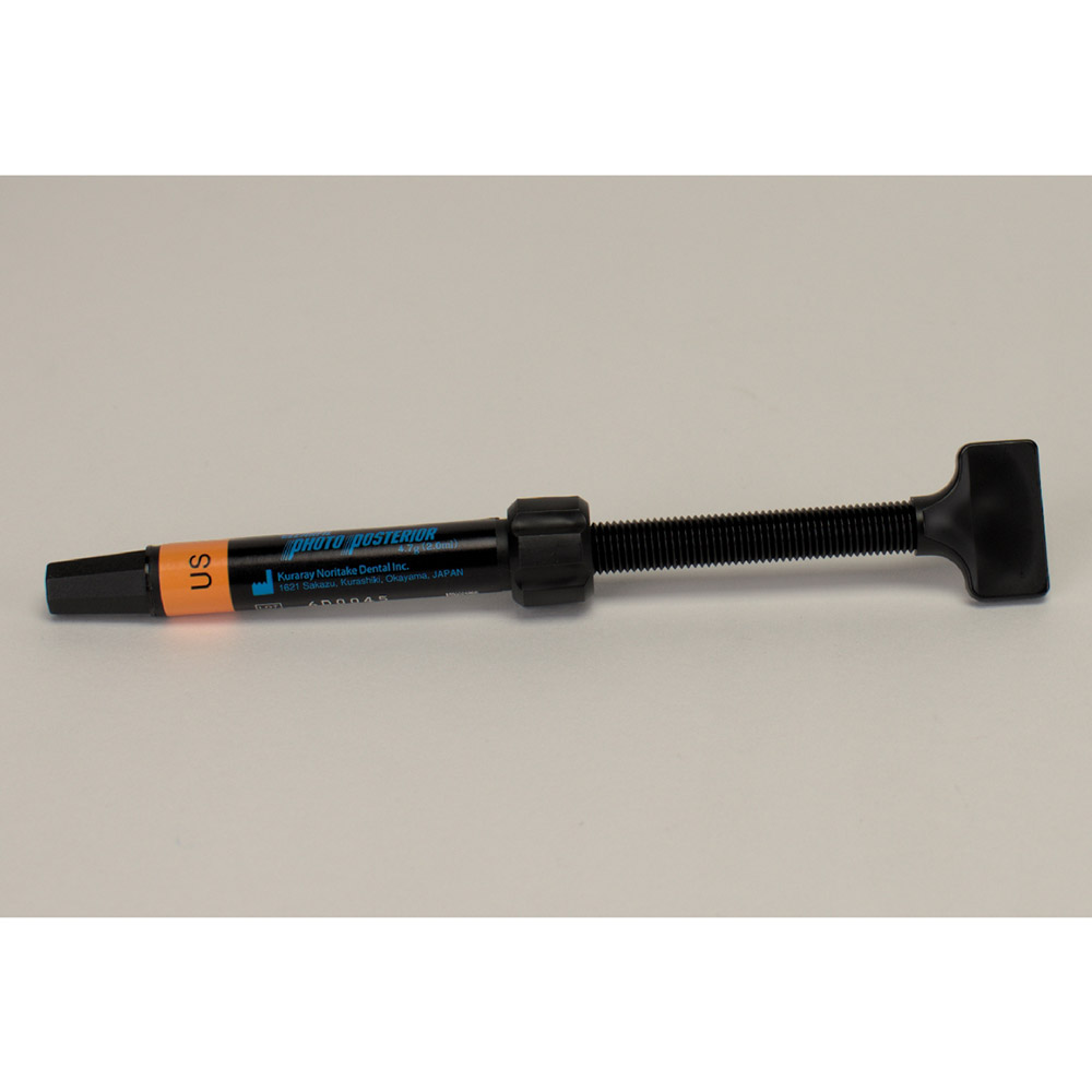 Clearfil Photo Posterior, 4,7 g spuit